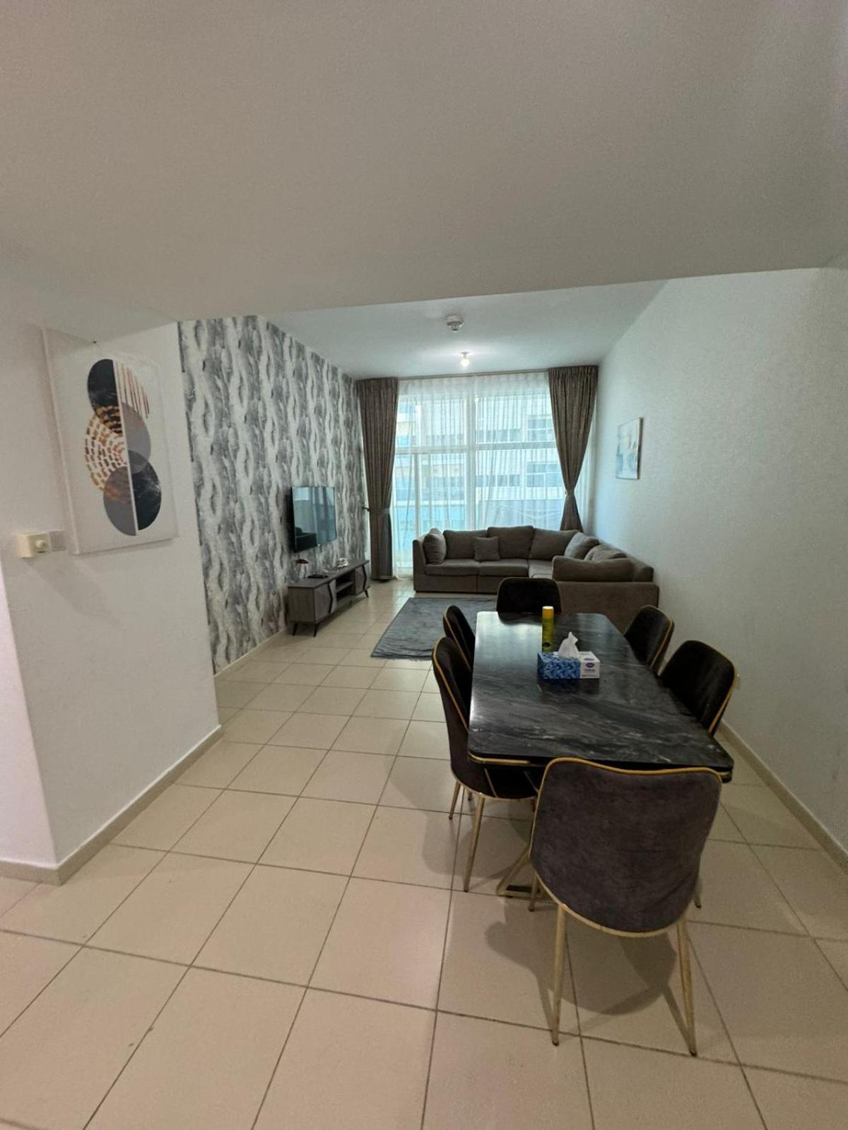 Apartment Elegent 2bhk Next To The With Pool,gym,garden,kids Play Area,learning Centre,shops,cafe,restaurants